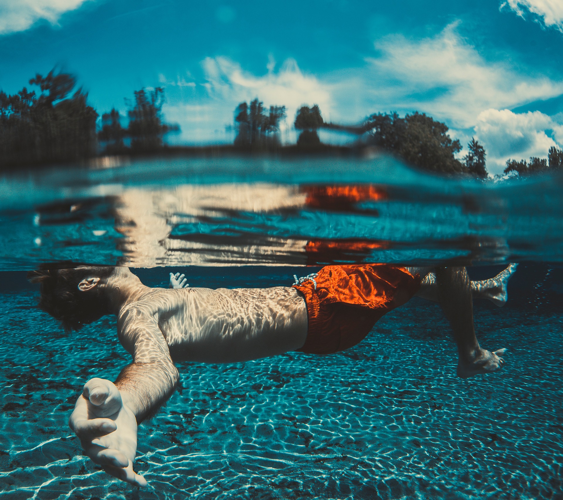 piscine din fibra de sticla