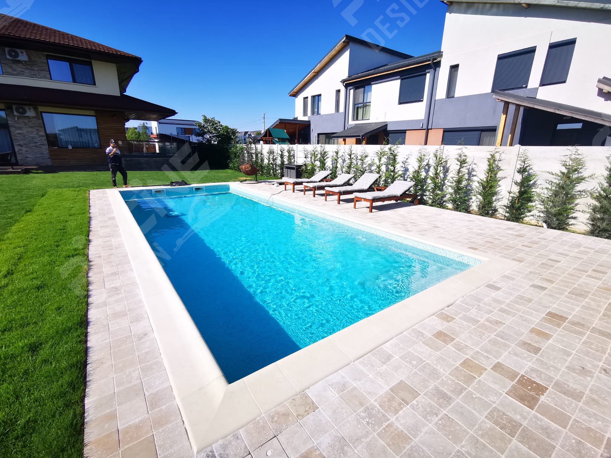 finisare piscina cu mozic