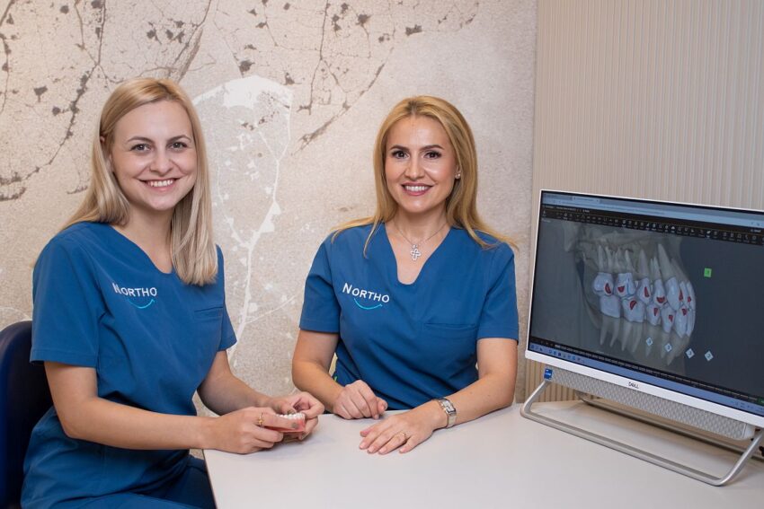 aparat dentar Invisalign